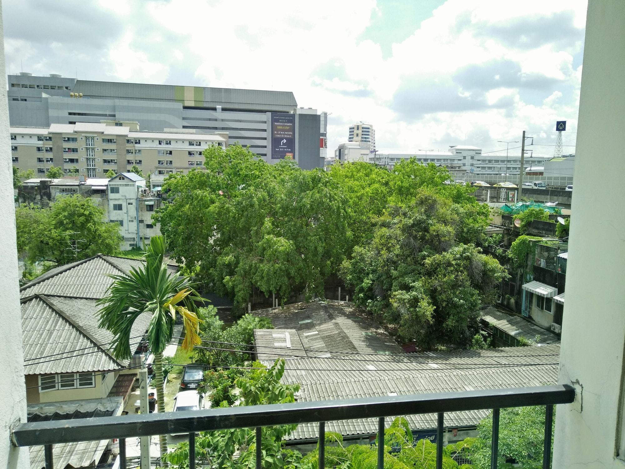 Jl Bangkok Hotel Exterior foto